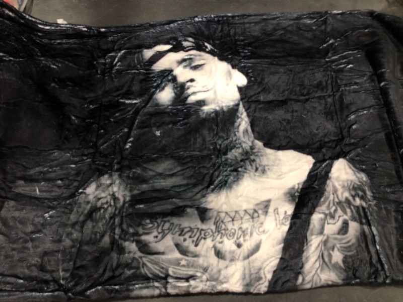 Photo 1 of Chris Brown soft blanket, throw blanket