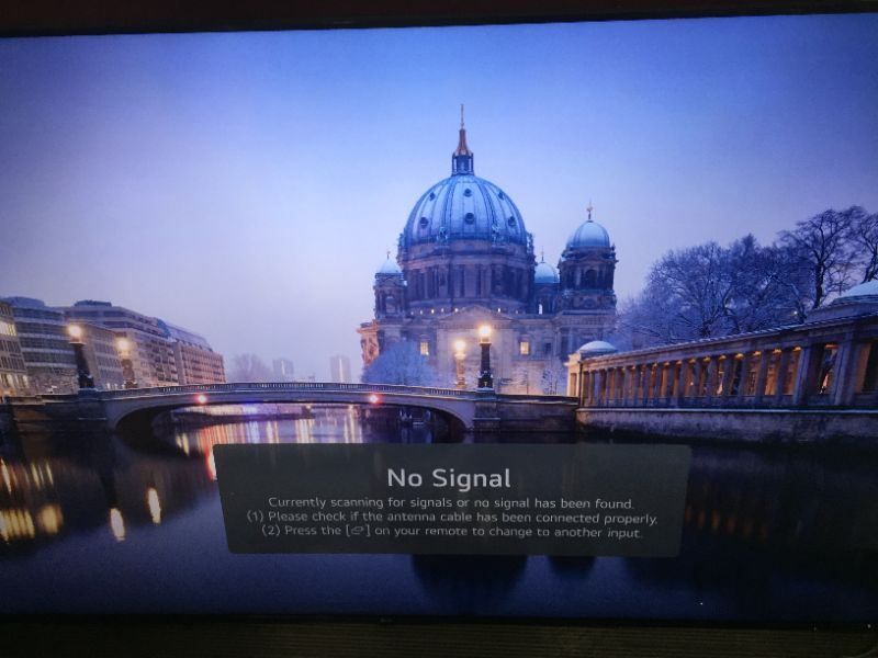 Photo 2 of LG 65UP8000 65 inch UHD 80 Series 4K Smart TV with AI ThinQ0174