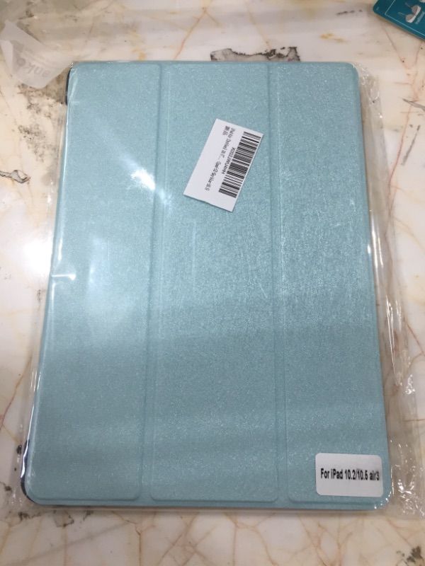 Photo 1 of Ipad Air 3 gen Case