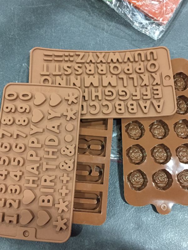 Photo 2 of 4 Pcs letter molds for chocolate, Flower Shape Silicone Molds Chocolate Candy Mold for Wedding,Festival, Birthday Party
