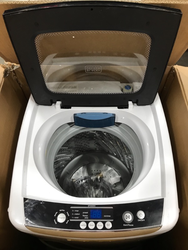 Photo 4 of BLACK+DECKER BPWM16W Portable Washer, White
