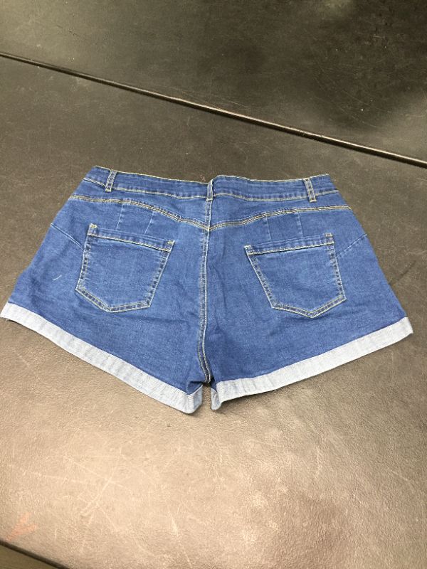 Photo 2 of DENIM SHORTS XL