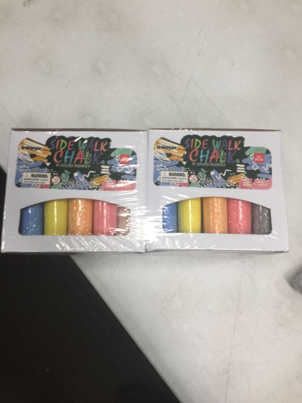 Photo 1 of 40pcs Sidewalk Chalk