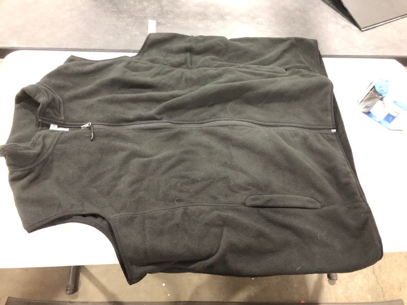 Photo 2 of Amazon Essentials Men's Big & Tall Full-Zip Polar Fleece Vest fit by DXL 3XL
