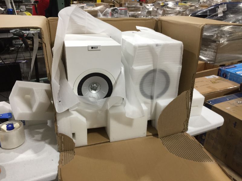 Photo 2 of KEF Q350 Bookshelf Speakers (Pair, White) (Q350WH)
