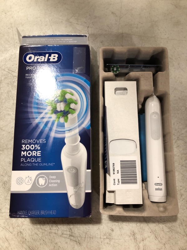 Photo 2 of Oral-B Pro 1000 Power Rechargeable Electric Toothbrush Powered by Braun ,1 count , White (Packaging may vary) OPEN BOX.
