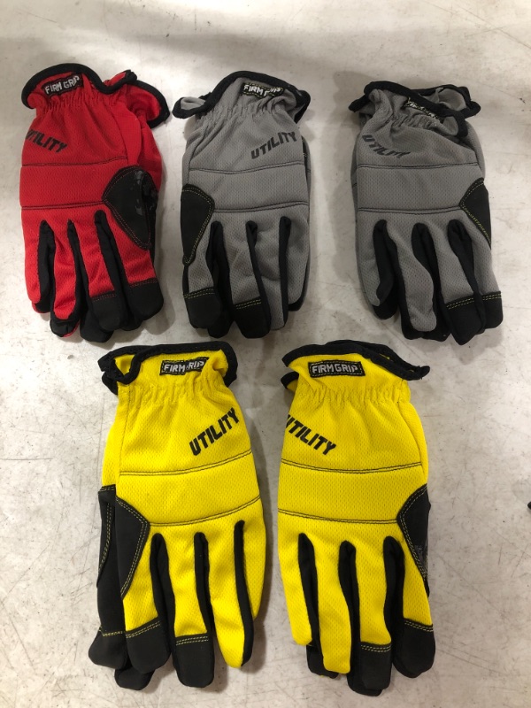 Photo 1 of FIRM GRIP UTILITY WORK GLOVES, 5 PAIR. MISSING PACKAGE. SIZE LARGE.