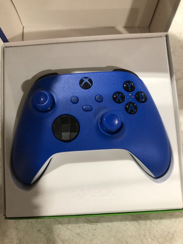 Photo 2 of Microsoft Xboxxcontblu Controller for Xbox Series X Xbox Series S and Xbox One Blue