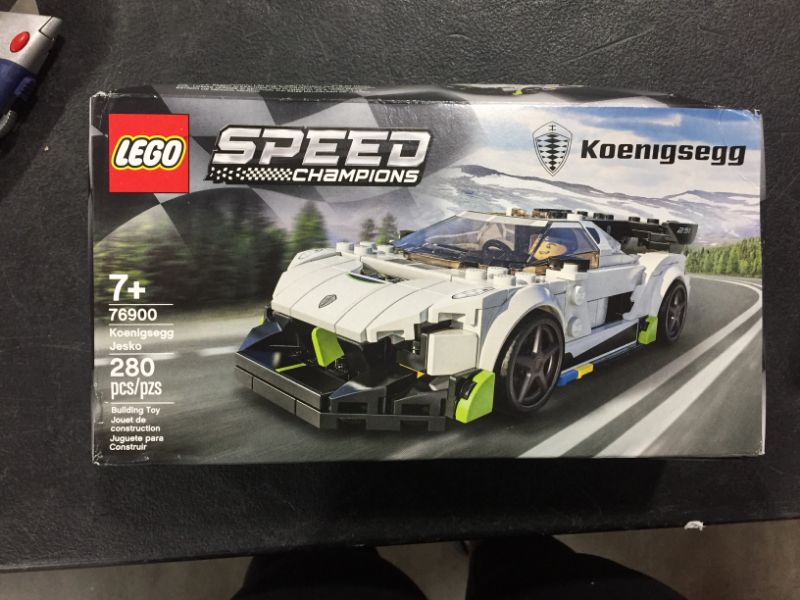 Photo 3 of LEGO Speed Champions Koenigsegg Jesko 76900 Building Toy (280 Pieces)
