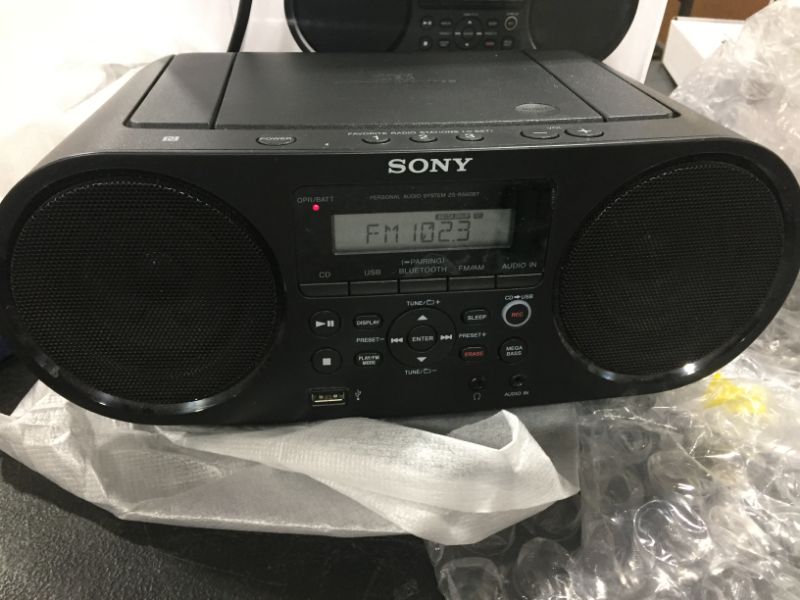 Photo 2 of Sony Portable Bluetooth Digital Turner AM/FM CD Player Mega Bass Reflex Stereo Sound System
