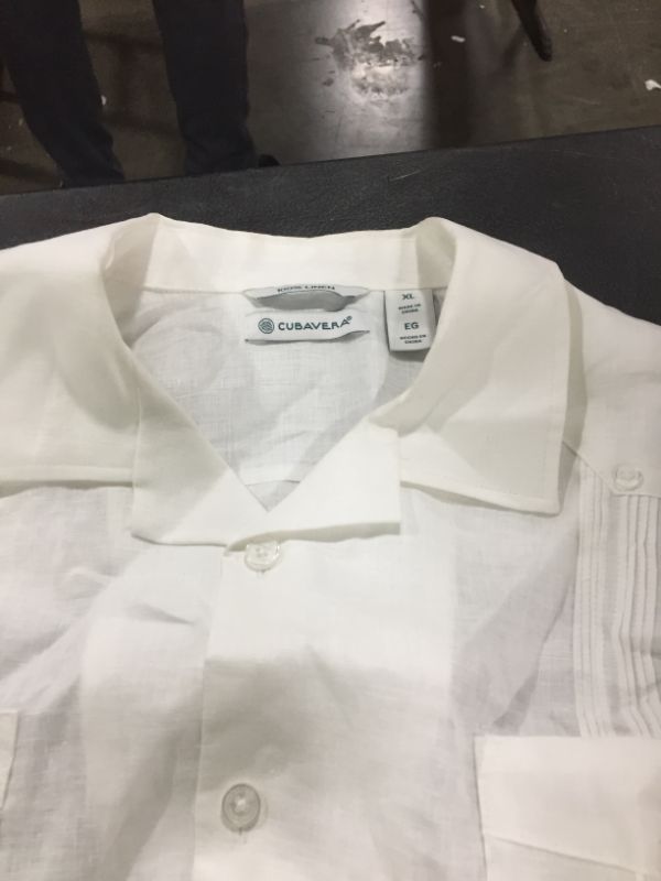 Photo 2 of AUTHENTIC EMBROIDERED GUAYABERA SHIRT
mens XL