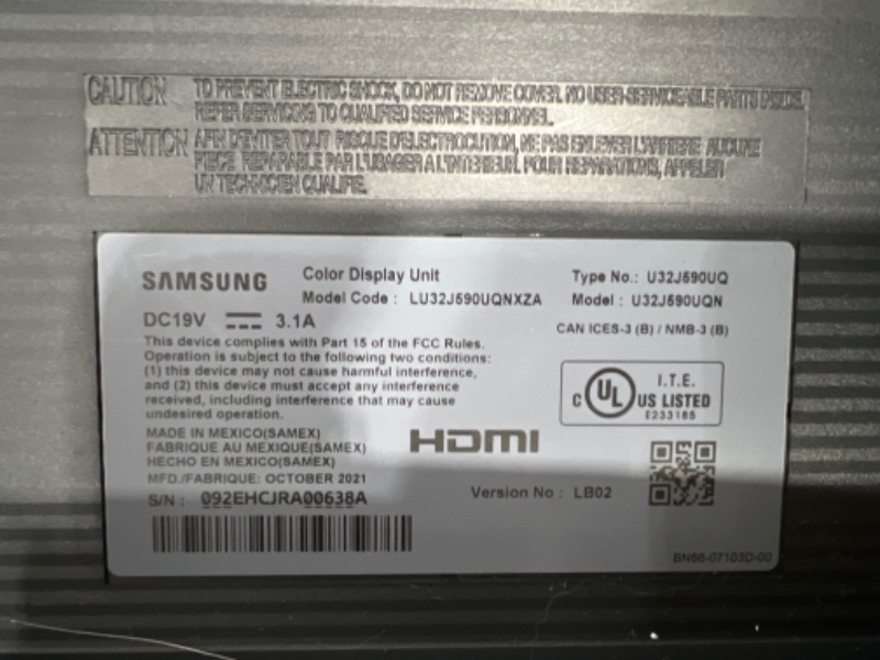 Photo 3 of UJ59 Series U32J590UQN 32" LED 4K UHD FreeSync Monitor (DisplayPort, HDMI)