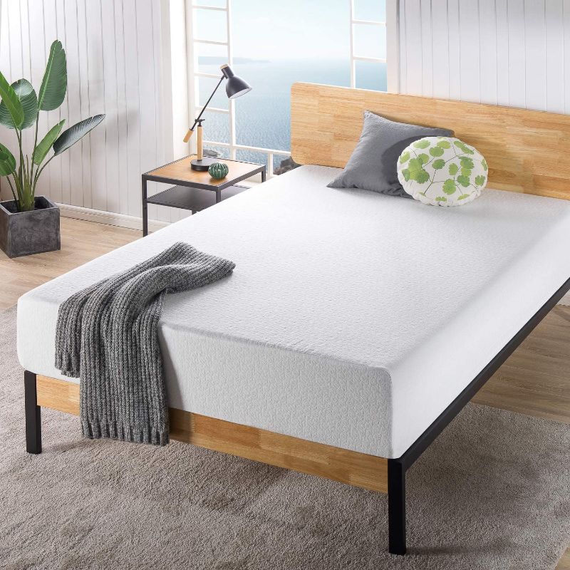 Photo 1 of Zinus 12 Inch Ultima Memory Foam Mattress / Pressure Relieving / CertiPUR-US Certified / Bed-in-a-Box, Queen
