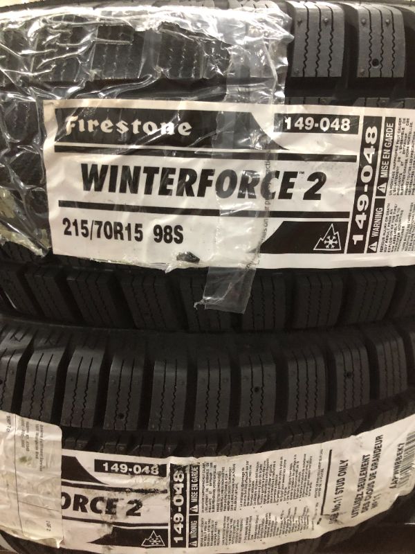 Photo 2 of (2 pack) FIRESTONE WINTERFORCE 2 (215/70R15 98S)

