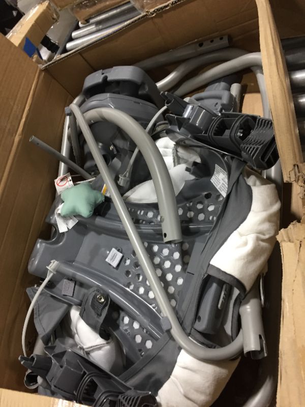 Photo 1 of Graco DuetConnect LX Swing and Bouncer
