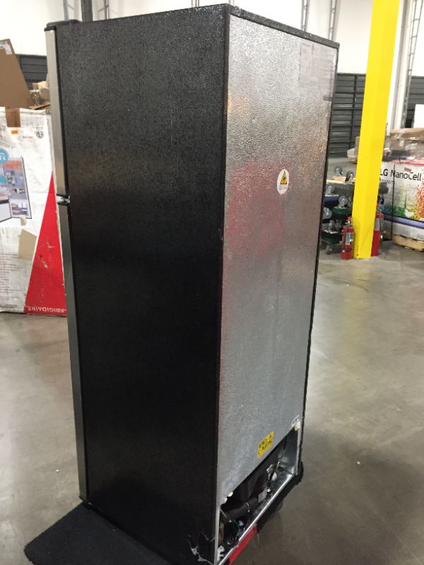Photo 4 of Frigidaire 7.5 Cu ft Compact Refrigerator - EFR751