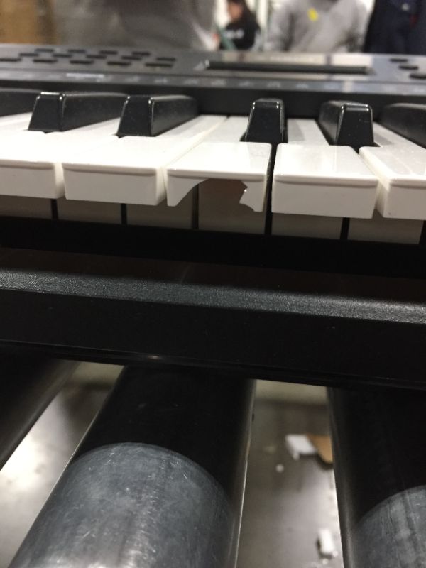 Photo 1 of Yamaha PSR-E273 PKS 61-Key Premium Keyboard Pack with Power Supply, X-Style Stand, and Headphones (YAM PSRE273
