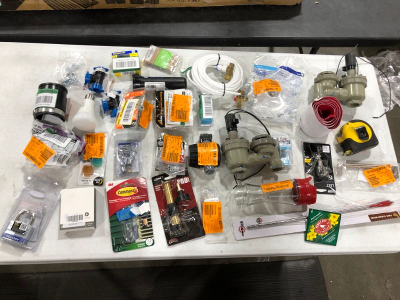 Photo 1 of box lot 