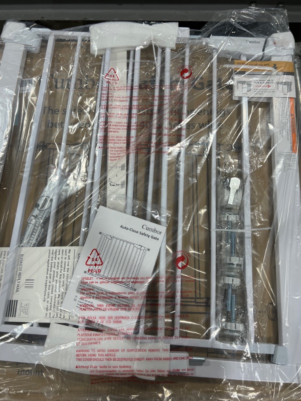 Photo 1 of Cumbor safety gate, safety gate adjusts to fit openings 