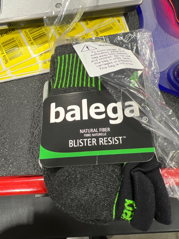 Photo 2 of Balega Blister Resist No Show Socks For Men and Women (1 Pair) XL