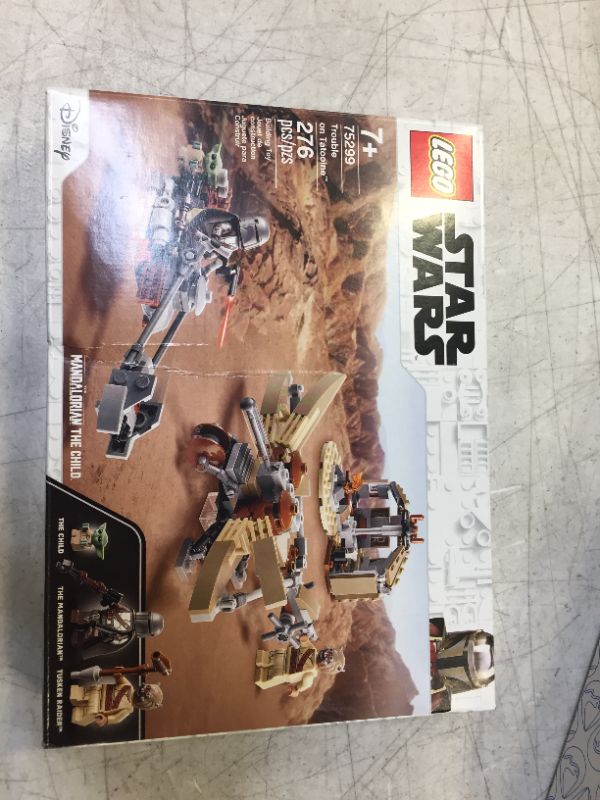 Photo 2 of Lego Star Wars: the Mandalorian Trouble on Tatooine 75299 Toy Building Kit (277Pieces) Multi