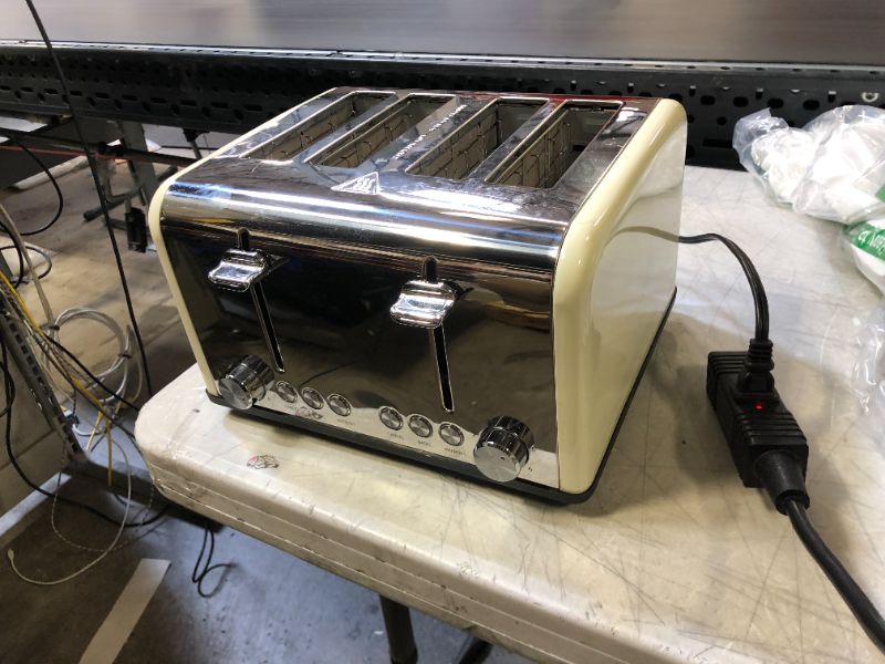 Photo 1 of 4 slot toaster 