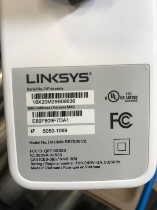 Photo 3 of Linksys WiFi Extender, WiFi 5 Range Booster, Dual-Band Booster, 2,500 Sq. ft Coverage, Speeds up to (AC1900) 1.9Gbps - RE7000
