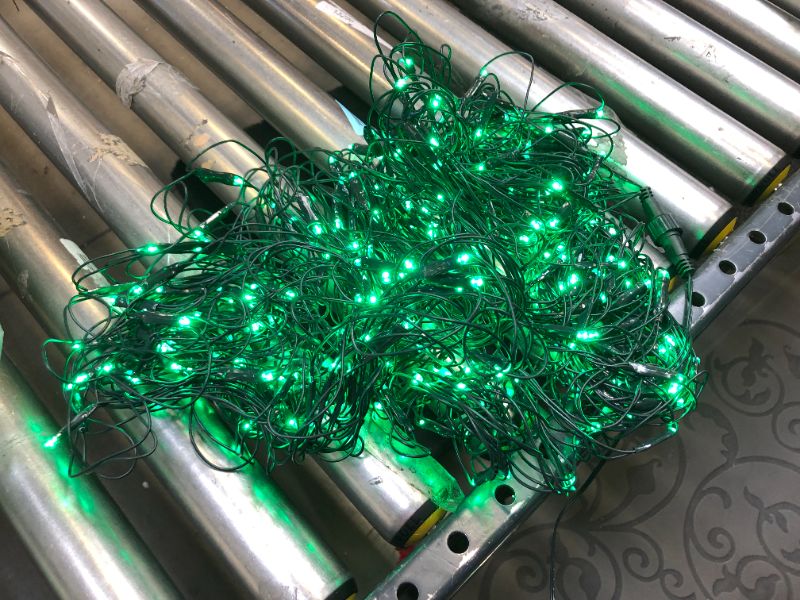 Photo 1 of generic 240 LED net lights 