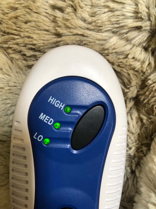 Photo 1 of Beautyrest Heated Duke Luxury Faux Fur Heated Throw