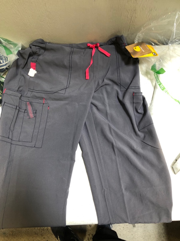 Photo 2 of Carhartt Cross-Flex Boot Cut Scrub Pants (PETITE M)                                       
