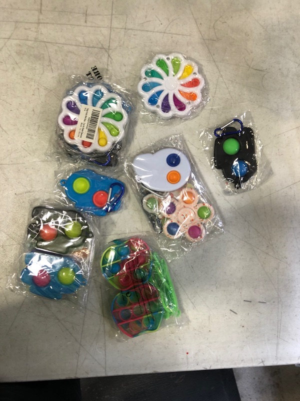 Photo 1 of bundle of pop sockets 