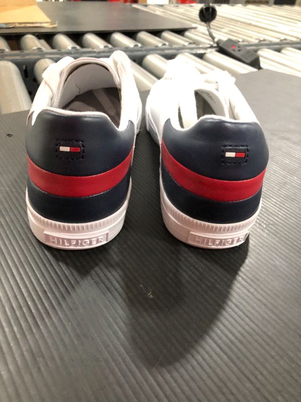 Photo 4 of Tommy Hilfiger Women's Laddin Sneaker

SZ-9.5 