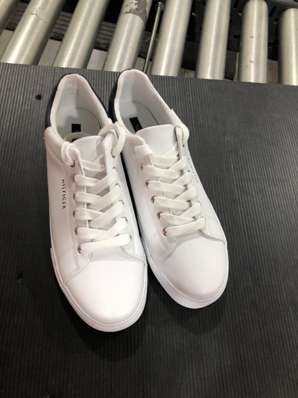 Photo 2 of Tommy Hilfiger Women's Laddin Sneaker

SZ-9.5 