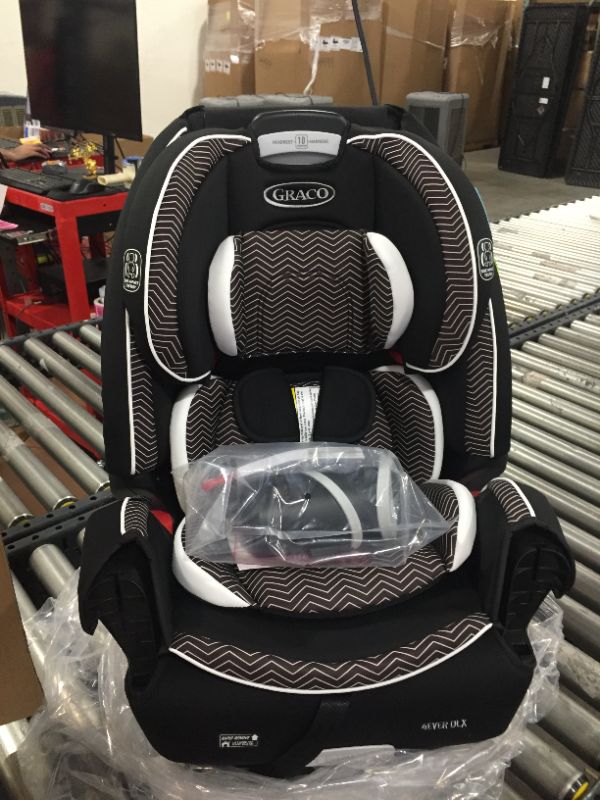 Photo 2 of Graco 4Ever DLX 4 in 1 Car Seat, Infant to Toddler Car Seat, with 10 Years of Use, Zagg