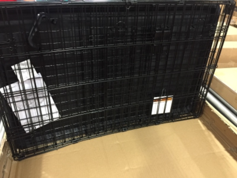Photo 1 of Amazon Basics Foldable Metal Wire Dog Crate with Tray, Single Door, 36 Inch
