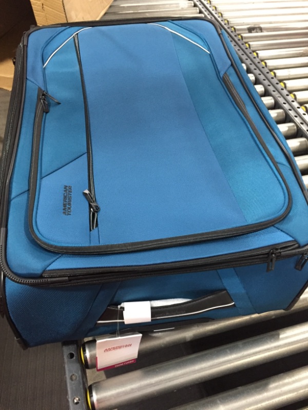 Photo 2 of American Tourister Zoom Turbo Spinner Luggage, 28 in
