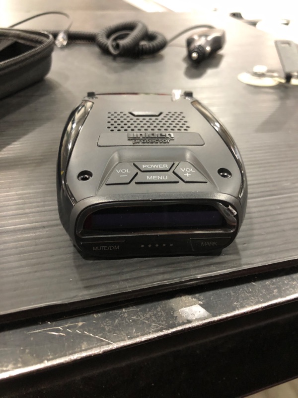 Photo 2 of Uniden DFR7 Super Long Range Wide Band Laser/Radar Detector, Built-in GPS w/Mute Memory, Voice Alerts, Red Light & Speed Camera Alerts, OLED Display, Black