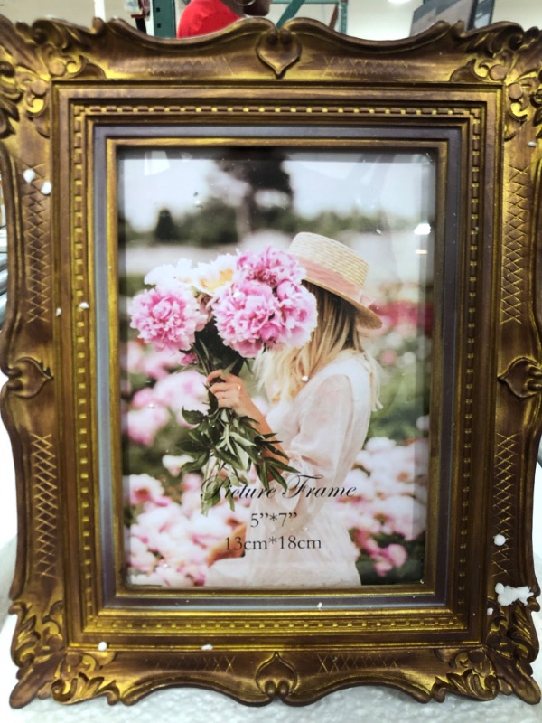 Photo 1 of 5x7 vintage picture frame vertical