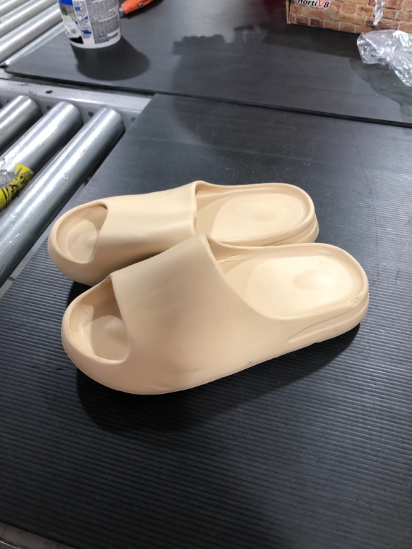 Photo 2 of Foam Slide Sandals. Unknown Size. ( 11 inch)