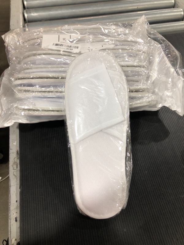 Photo 2 of White Open Toe Adult  Slippers. (Size unknown from 7-8) ( 10 in pack)