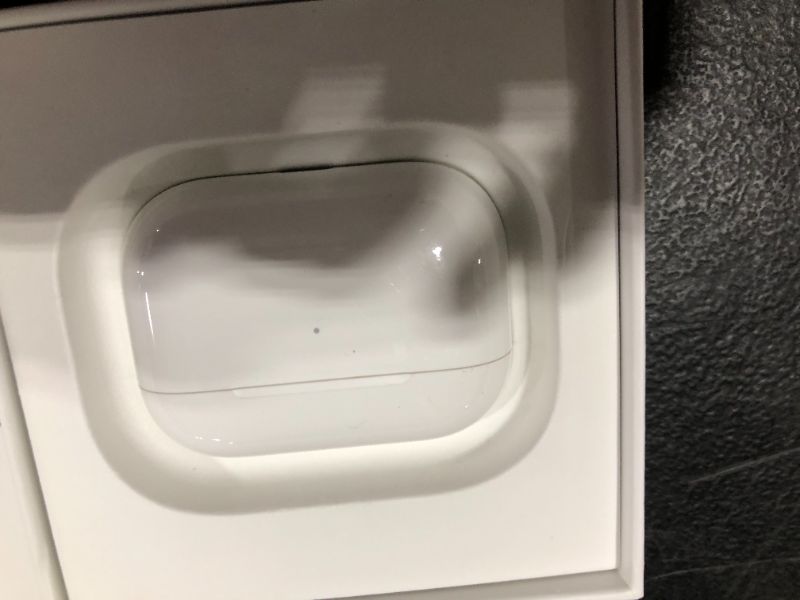 Photo 3 of Apple - AirPods Pro (with Magsafe Charging Case) - White
