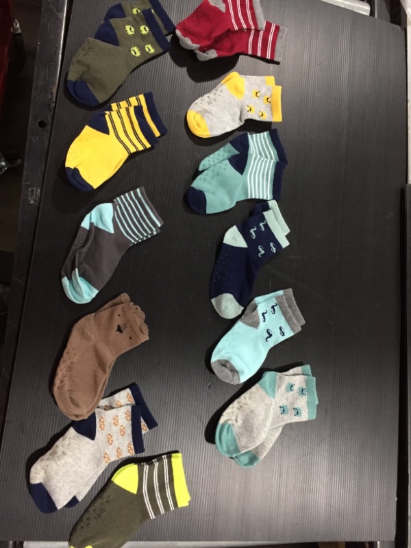 Photo 1 of 12 PAIRS OF KIDS/TODDLER SOCKS WITH DESIGNS