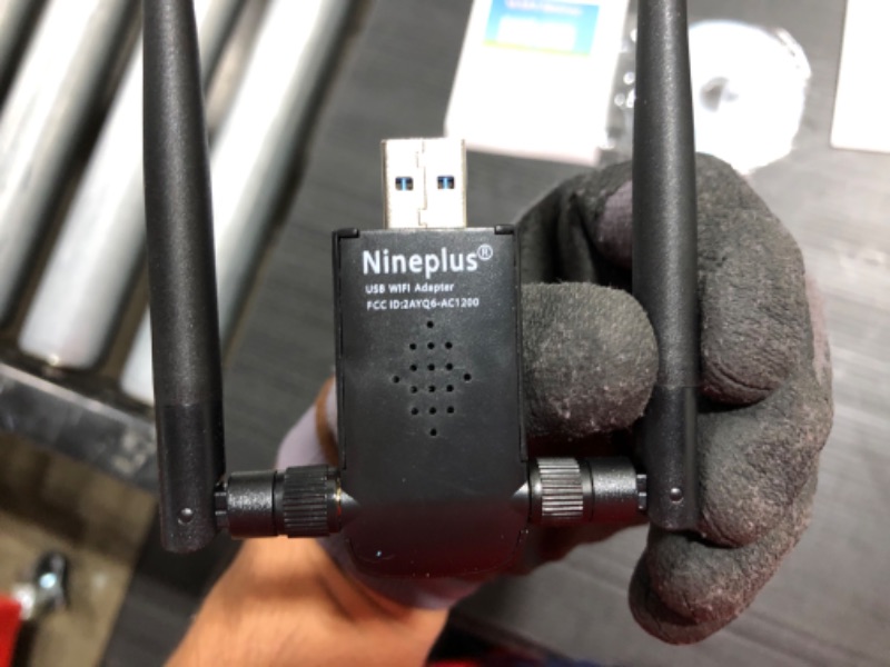 Photo 2 of NINEPLUS DUAL ANTENNA USB WIFI ADAPTER