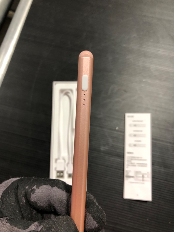 Photo 2 of STYLUS PEN FOR IPAD ROSE GOLD