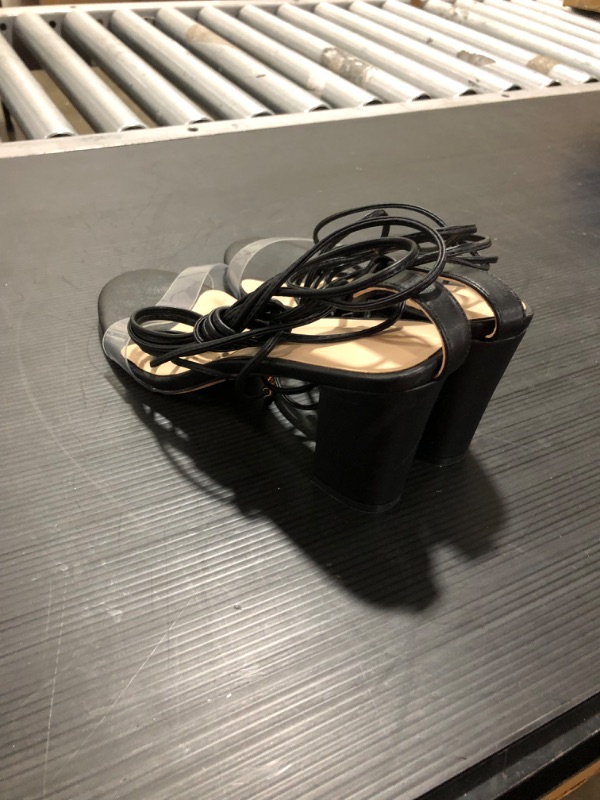 Photo 1 of WOMENS HEELS SIZE 43