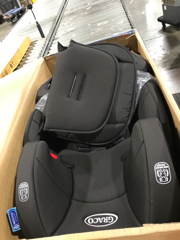 Photo 2 of Graco Tranzitions 3-in-1 Harness Booster Car Seat in Proof Black