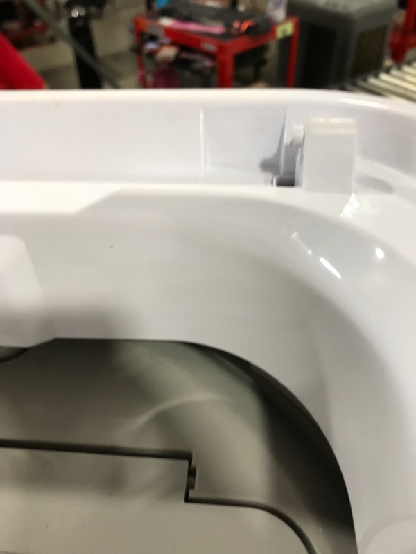 Photo 5 of BLACK+DECKER BPWH84W Washer Portable Laundry, White, 0.84 Cu. Ft.***COVER LID MISSING***