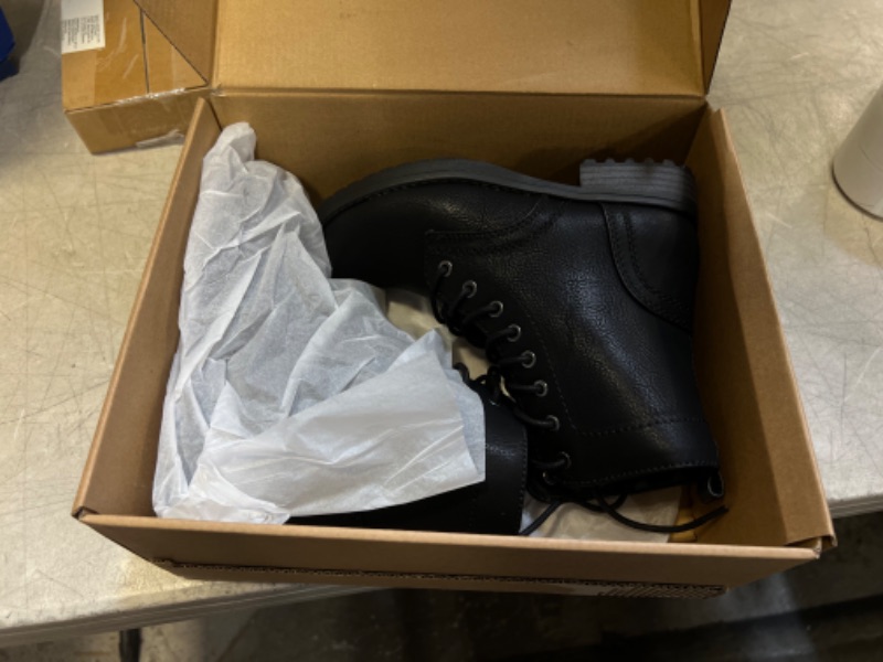 Photo 2 of Amazon Essentials Women's Collins Combat Boot (Size 5)