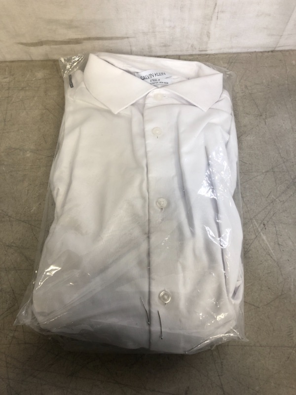 Photo 2 of Calvin Klein Men's Dress Shirt Slim Fit Non Iron Stretch Solid
, SIZE 15 1/2 32-33