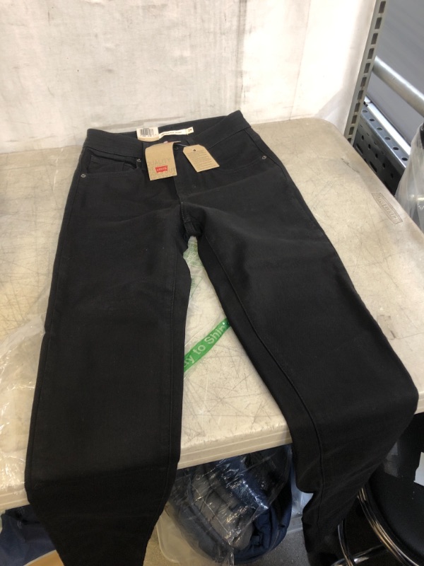 Photo 2 of Levi's Women's 721 High Rise Skinny Jeans, SIZE 24 
